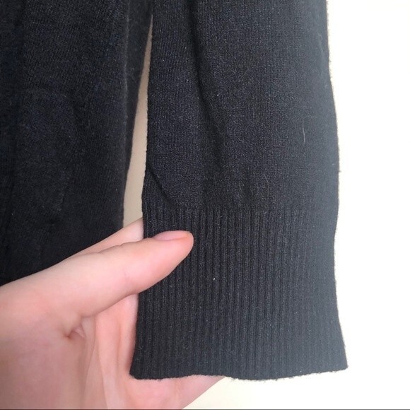 Brandy Melville Black Turtleneck Sweater One Size - Picture 13 of 14